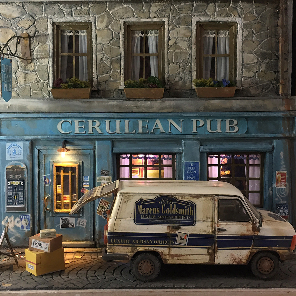 Diorama Pub